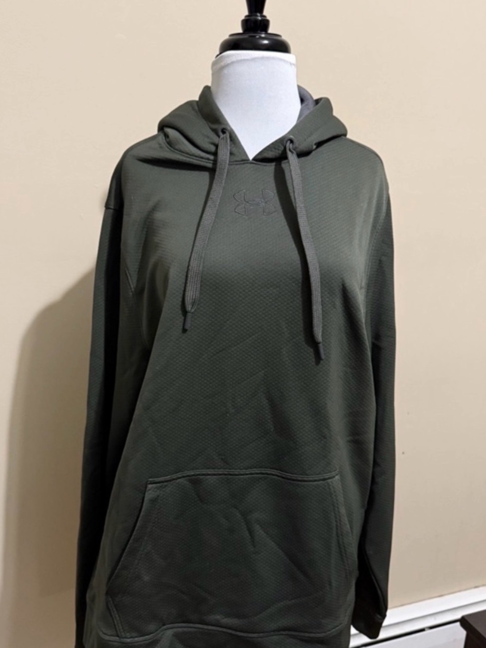 Men’s under armor hoodie lightweight knit under armor hoodie - worn once. - Picture 2 of 8